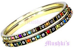 Lac Bangle - click here for large view